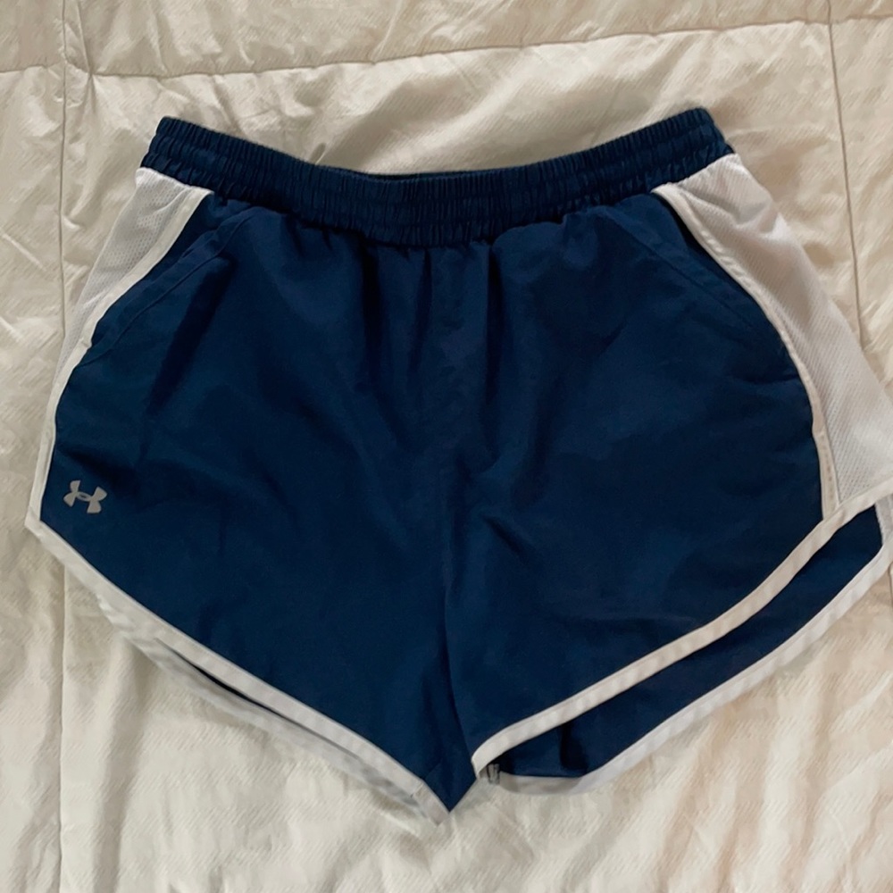 Under Armour shorts medium